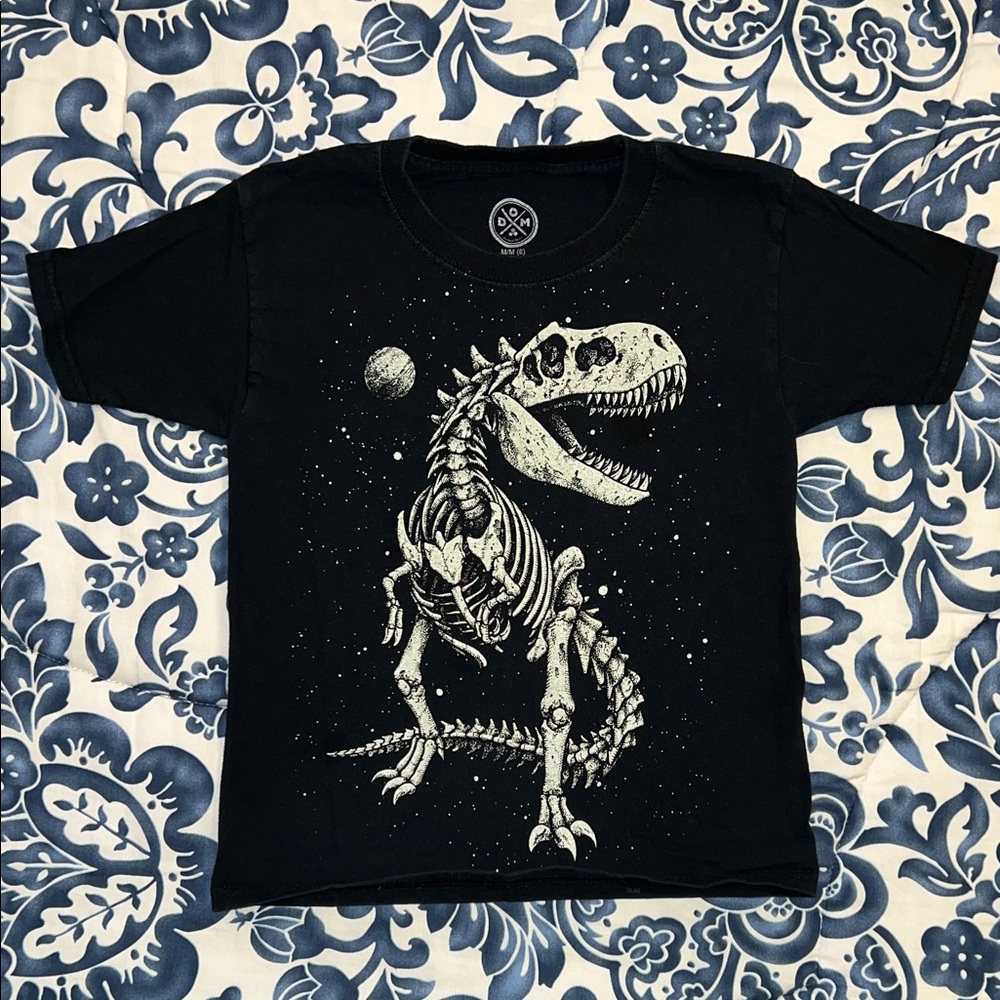 Glow in the Dark, Kids T-Shirt - Black with Dinosaur Graphic, size 8
